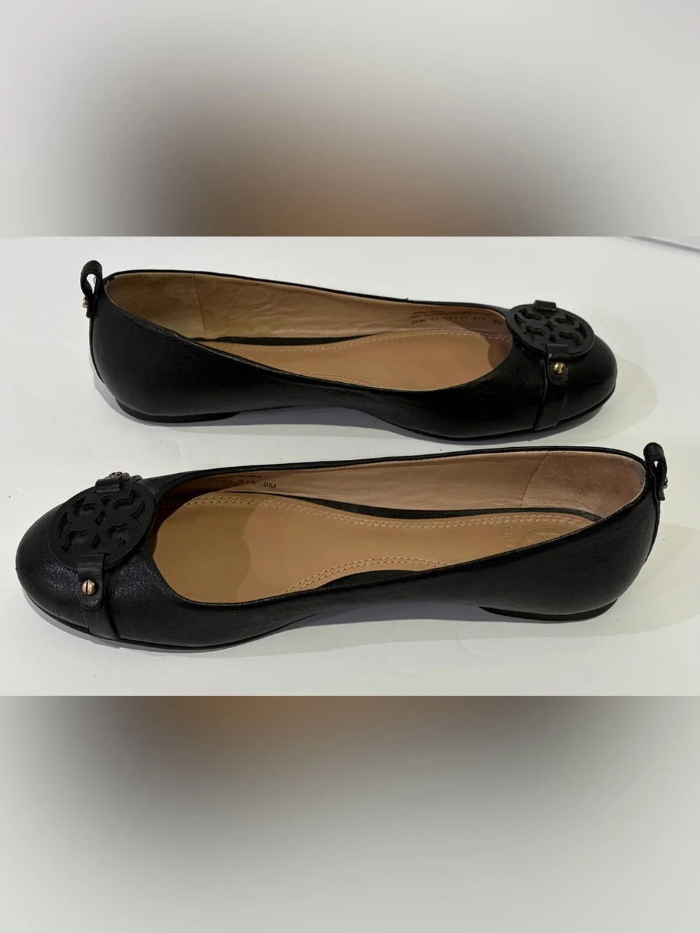 Tory Burch Gabriel Black Leather Logo Ballet Flats 8 EUC